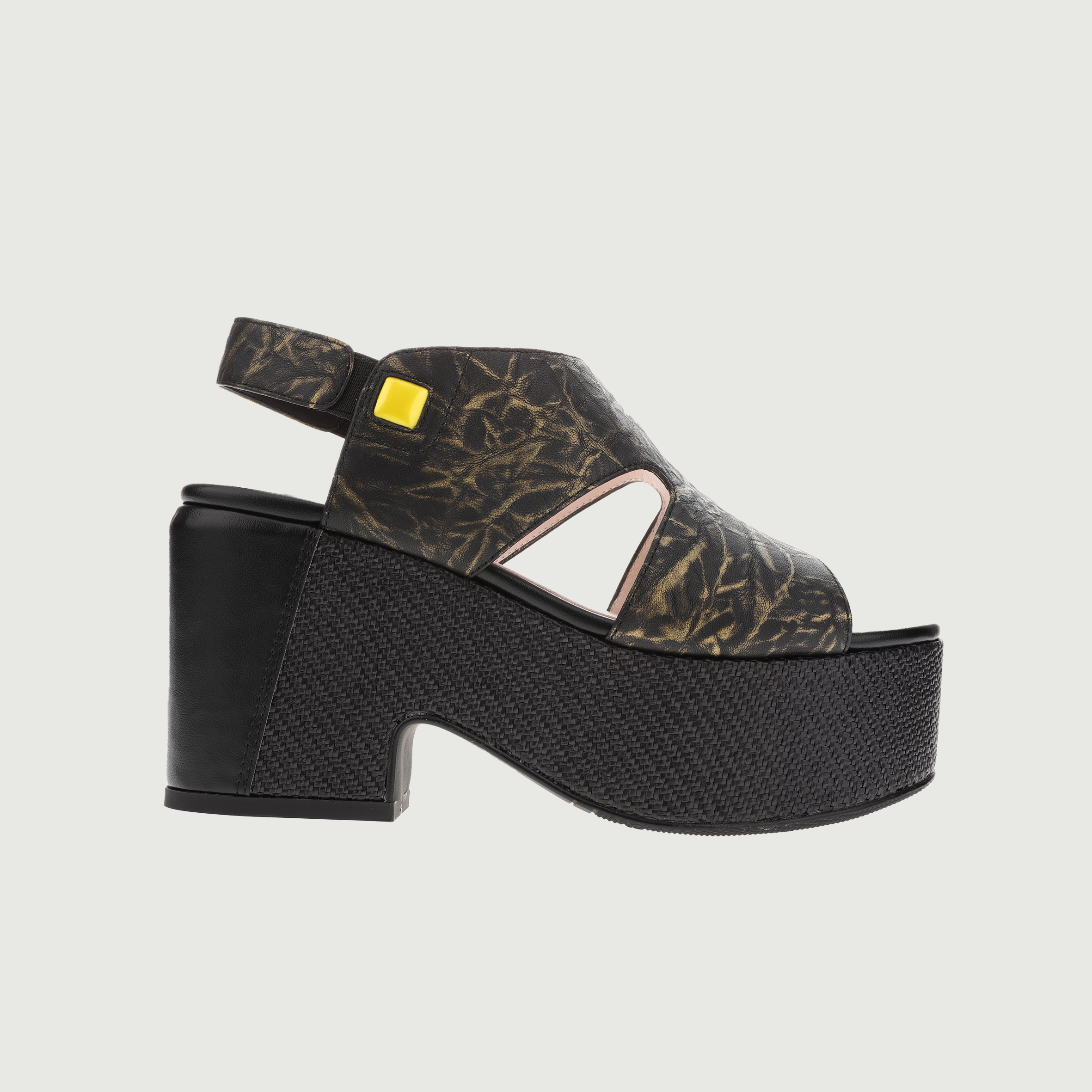 Hand-gripped black and gold Sandal