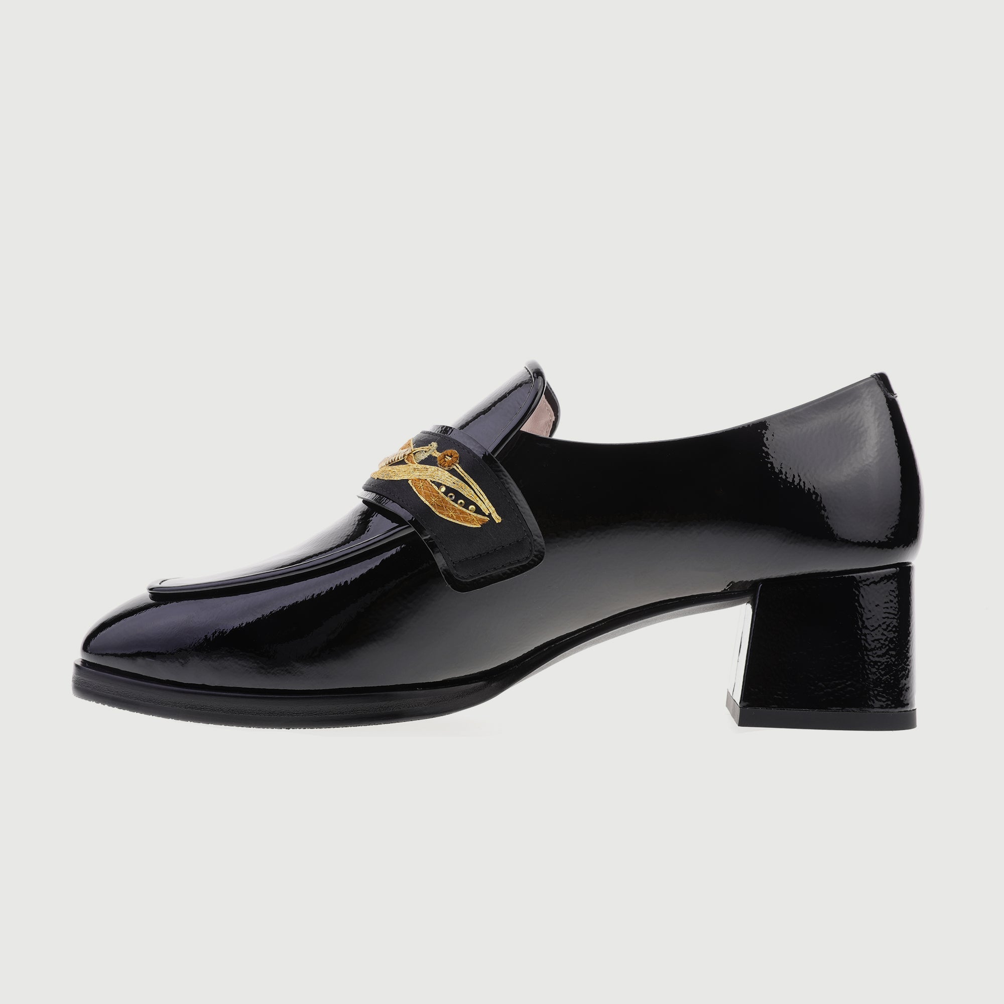 Embroidered Business Loafer