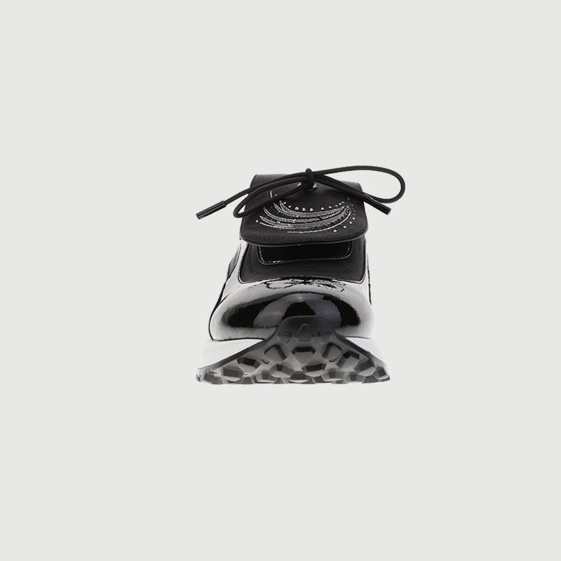 Breathable Quick-Dry Embroidered Casual Sneakers