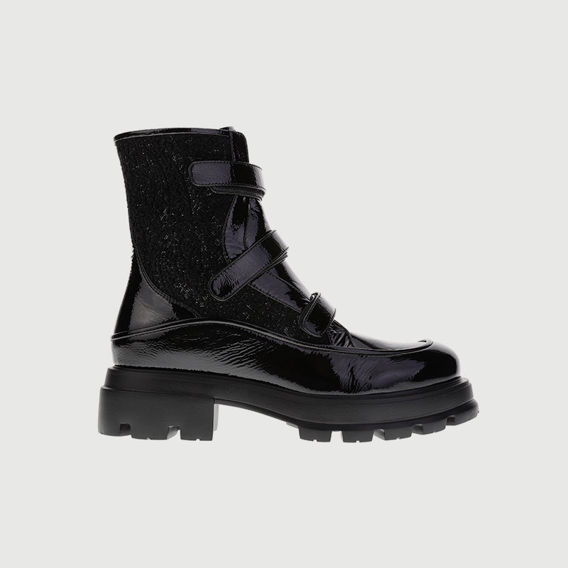 All Black Timeless Trendy Boots