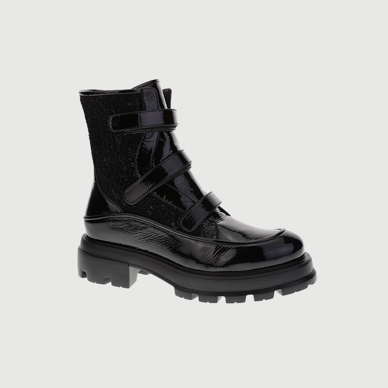 All Black Timeless Trendy Boots